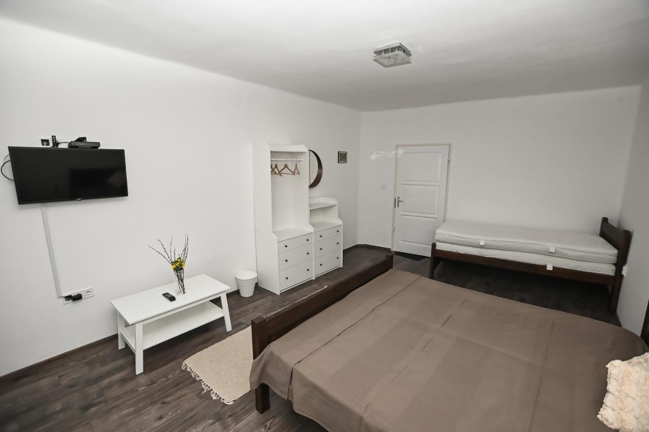 Rozsa Vendeghaz Hotel Tokaj Exterior foto