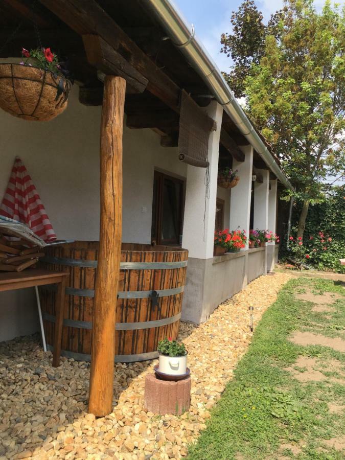 Rozsa Vendeghaz Hotel Tokaj Exterior foto