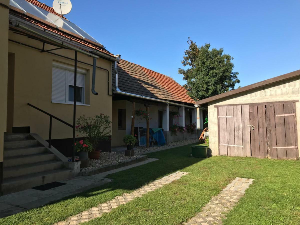 Rozsa Vendeghaz Hotel Tokaj Exterior foto